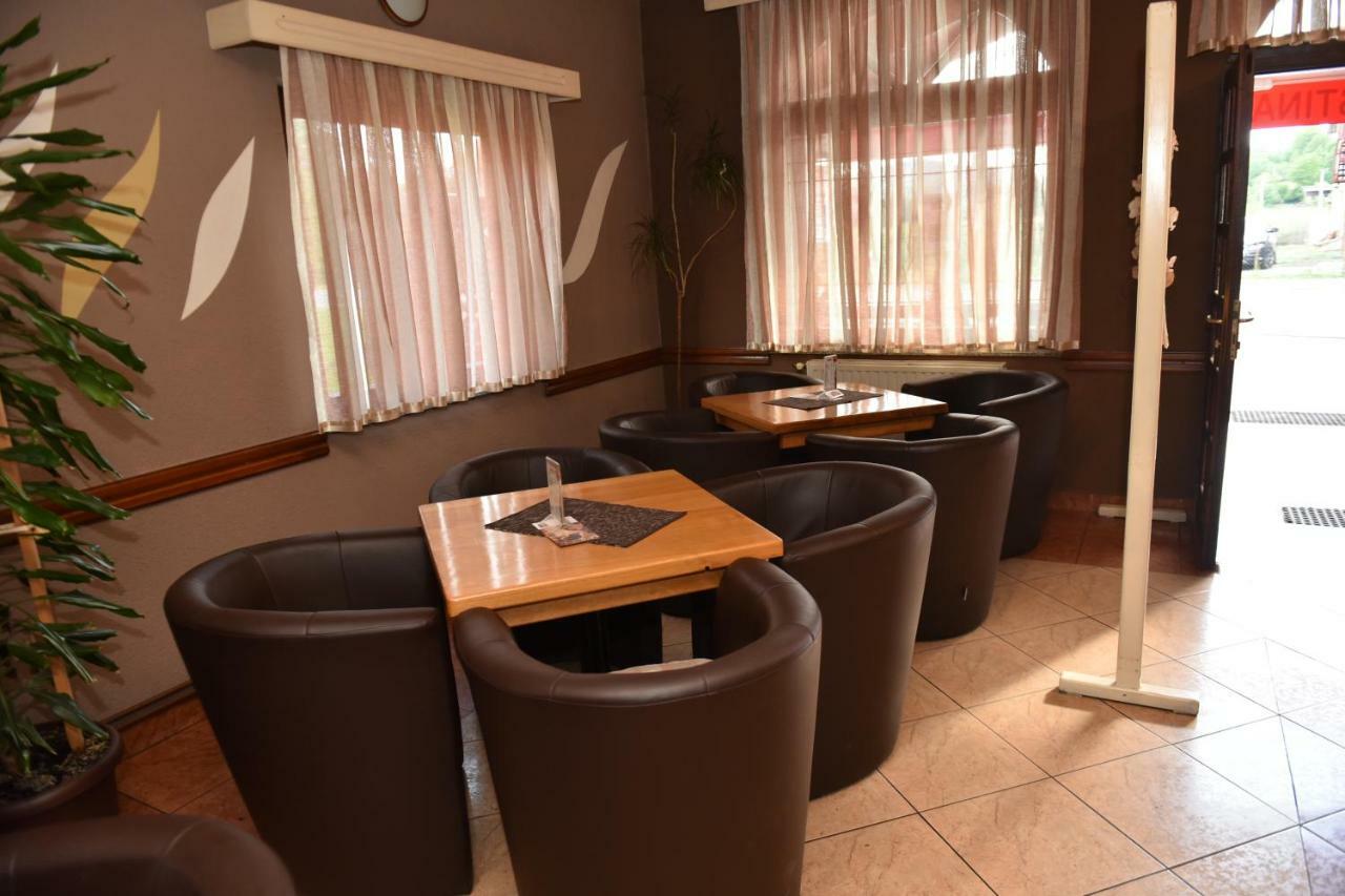 Bed and Breakfast Bistro Kristina Perusic Exterior foto