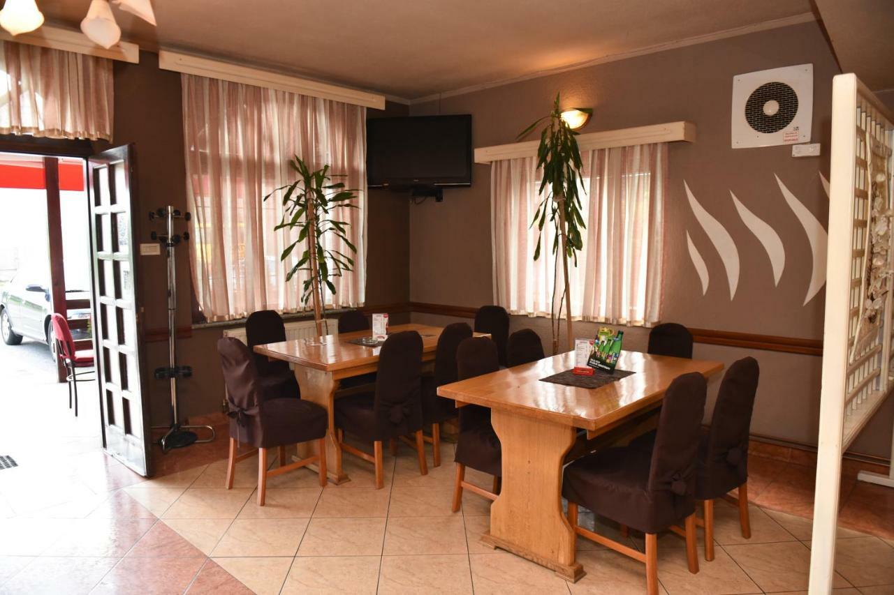 Bed and Breakfast Bistro Kristina Perusic Exterior foto
